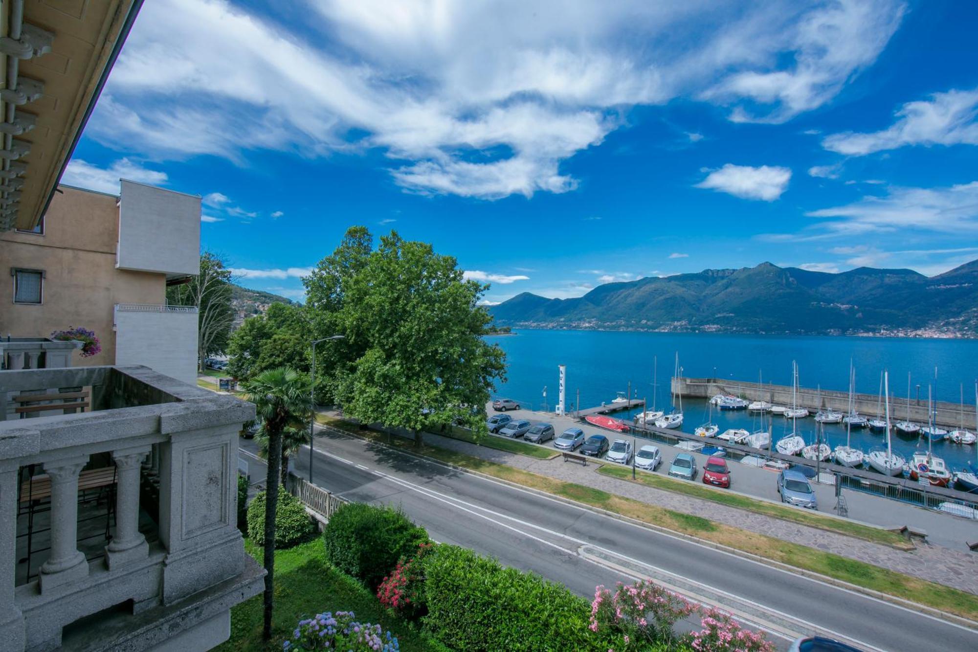 Residenza Oleandro Lake View Luino Center - Happy Rentals Eksteriør bilde