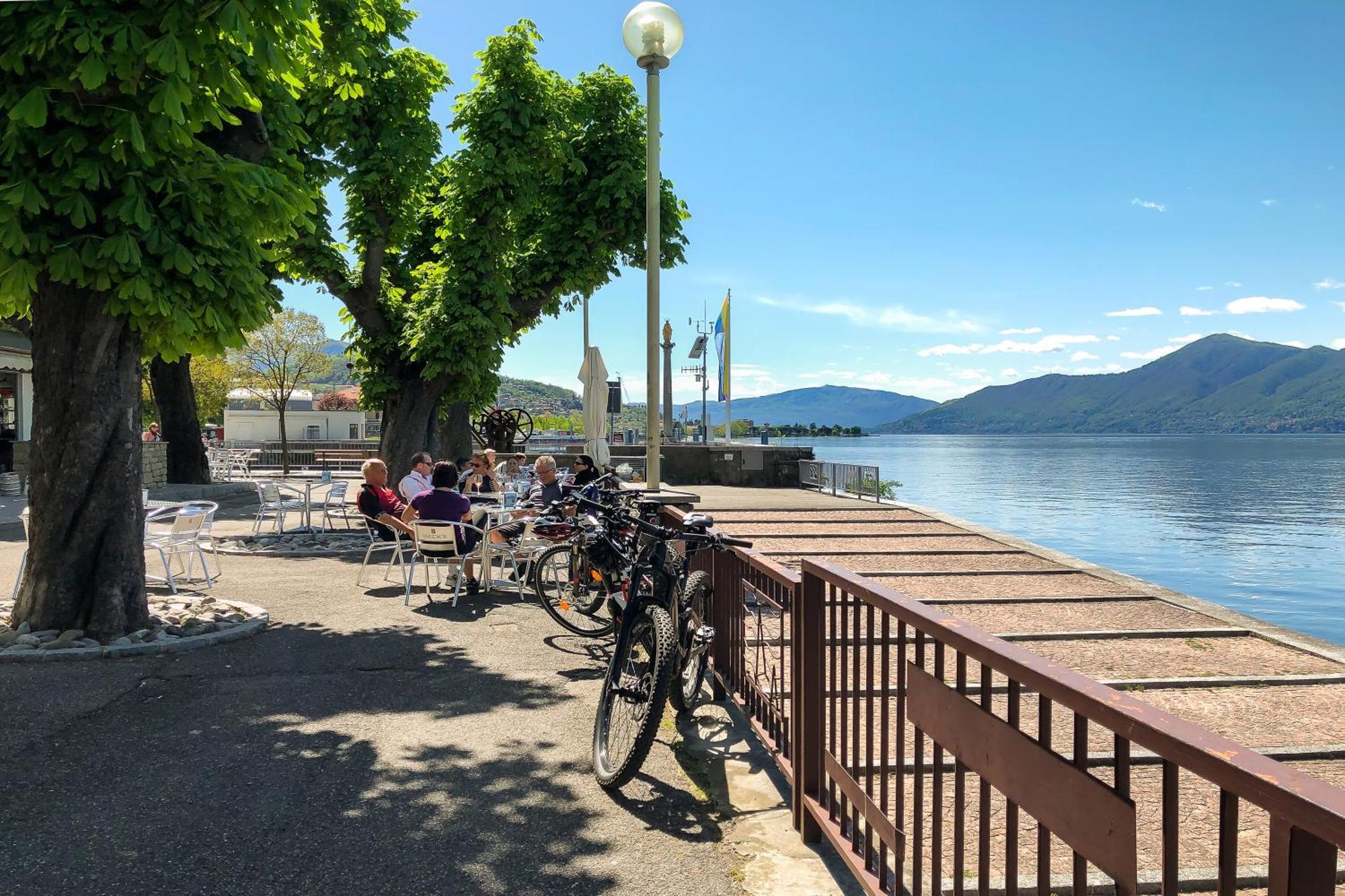 Residenza Oleandro Lake View Luino Center - Happy Rentals Eksteriør bilde